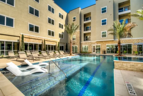 Looking for Dominion apt near La Cantera and The Rim? Check out The Abbey at Dominion Crossing! They're offering 1 month rent-free!